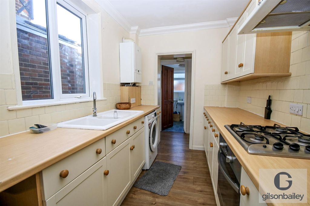 Property photo 3 of 10 7-Img_0856.Jpg