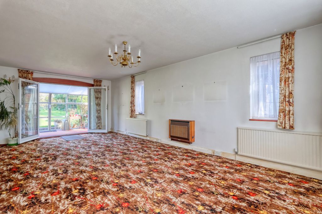 Property photo 2 of 18 Picture No. 08