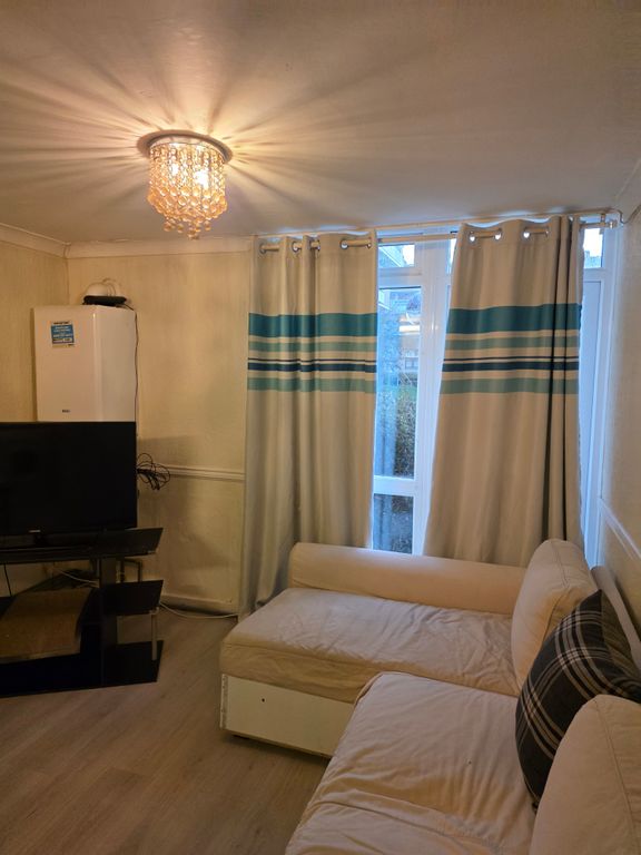 Property photo 2 of 16 Property