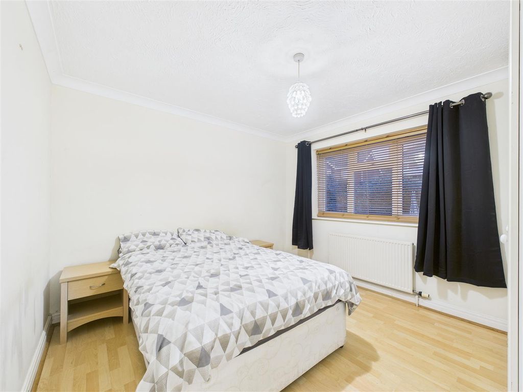 Property photo 3 of 7 Cam05451G0-Pr0079-Still006.Jpg