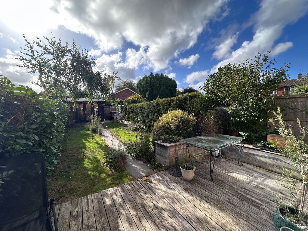 Property photo 2 of 11 4561702