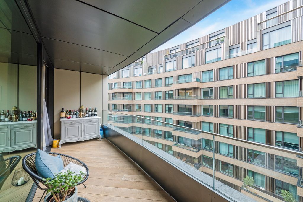 Property photo 2 of 7 Picture No. 24