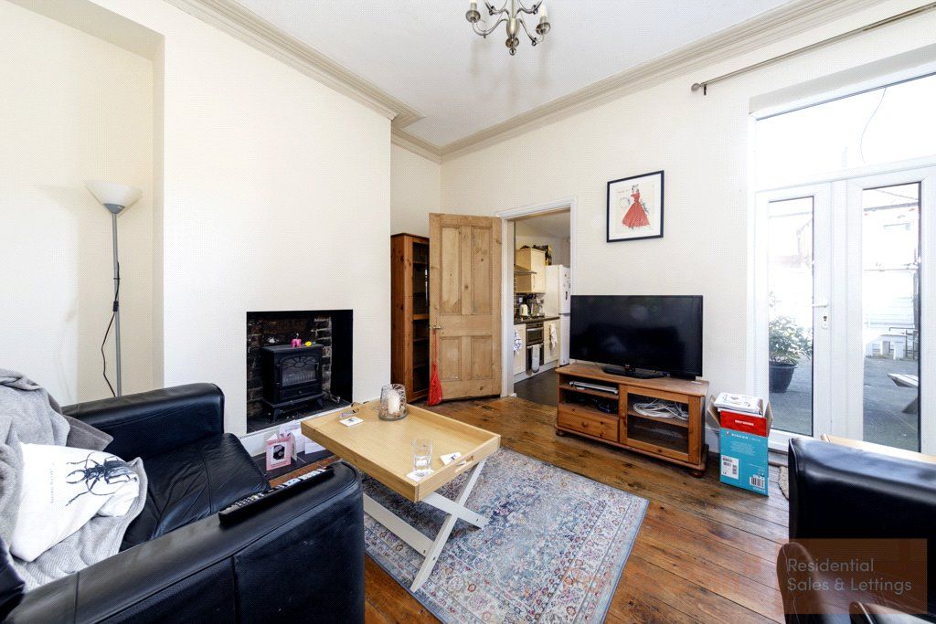 Property photo 1 of 9 Pi