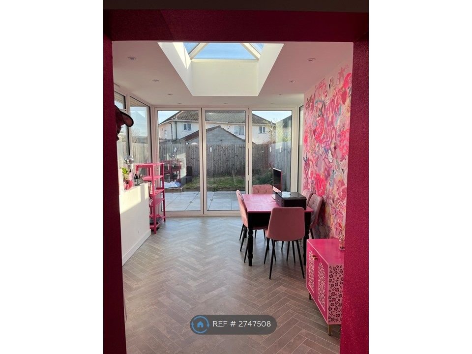 Property photo 2 of 13 Extension