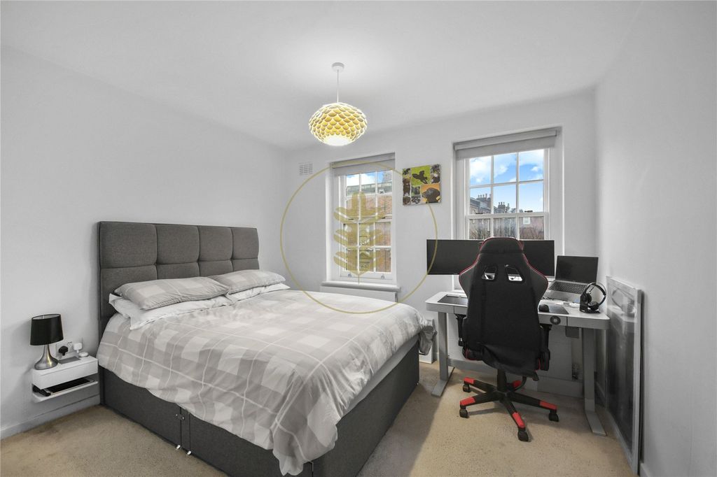 Property photo 2 of 17 Picture No. 29