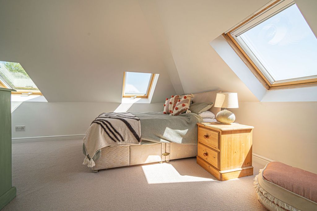 Additional image 28 of 4 bed semi-detached house for saleLodge Road, Caerleon NP18