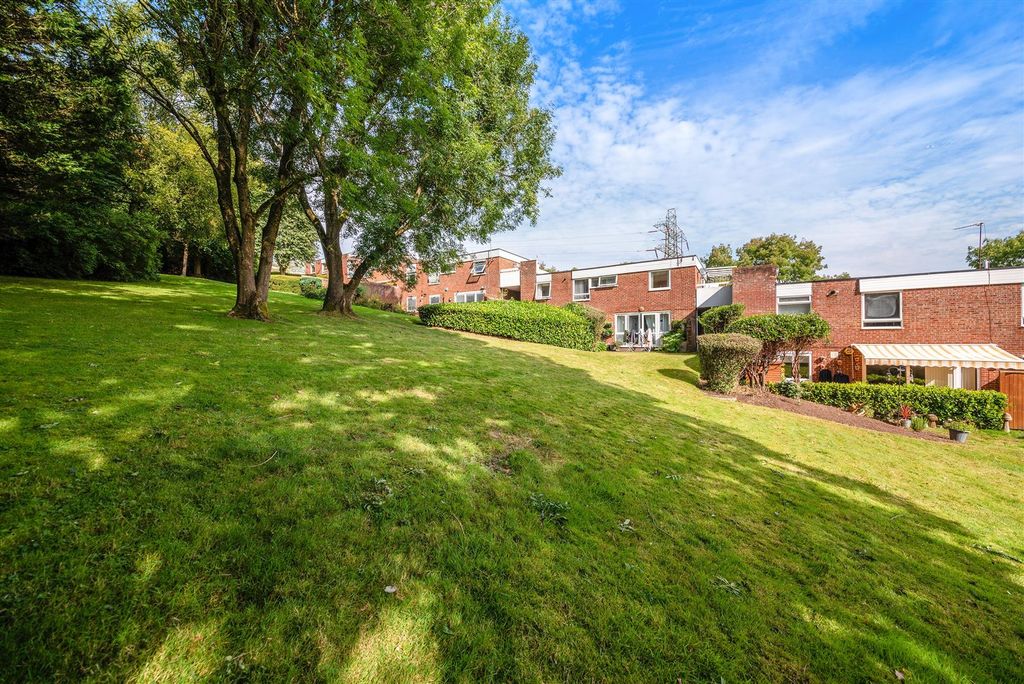 Property photo 1 of 11 Cascades, 14- (11).Jpg