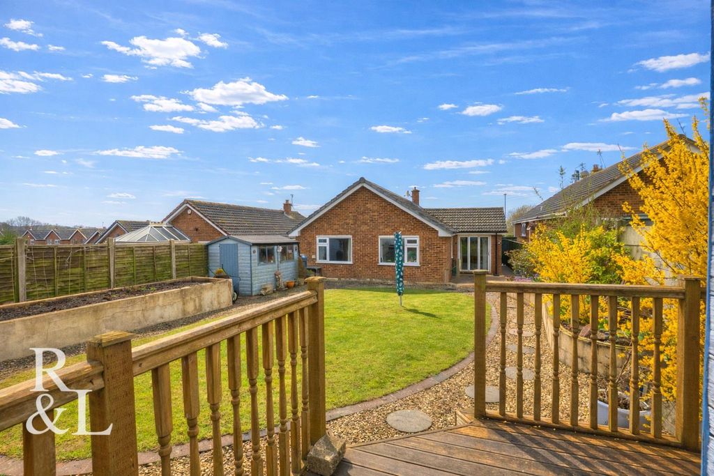 Property photo 2 of 25 3 Donnington (3).Png