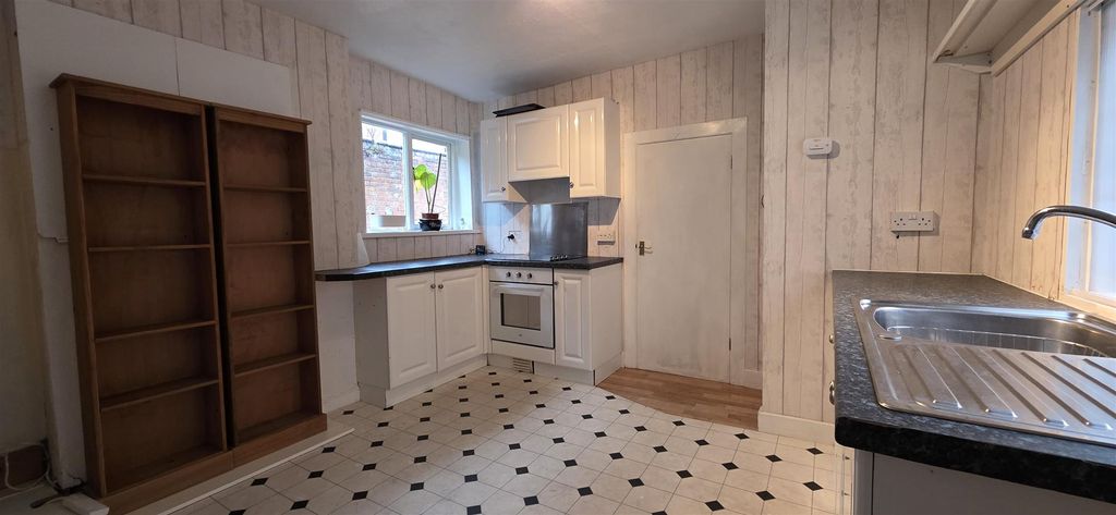 Property photo 2 of 7 20251112_094850.Jpg