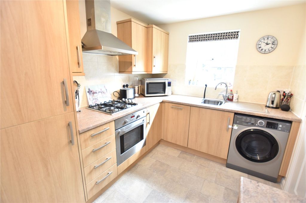 Property photo 2 of 15 Picture No. 05