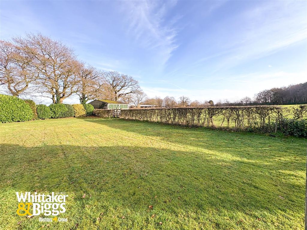 Property photo 3 of 48 20251211_111719345_Ios.Jpg