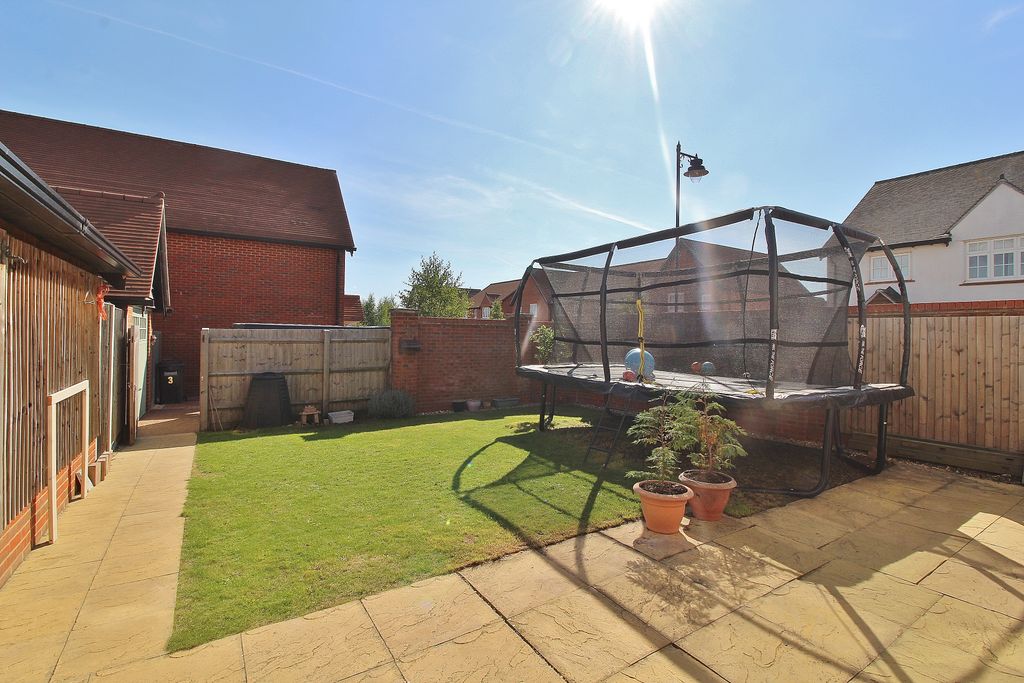 Property photo 3 of 16