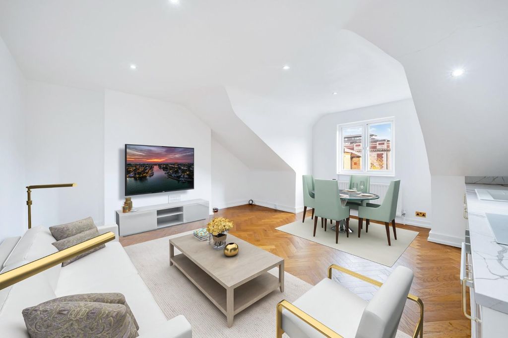 Property photo 1 of 8 1c Ennismore Avenue-3m.Jpg