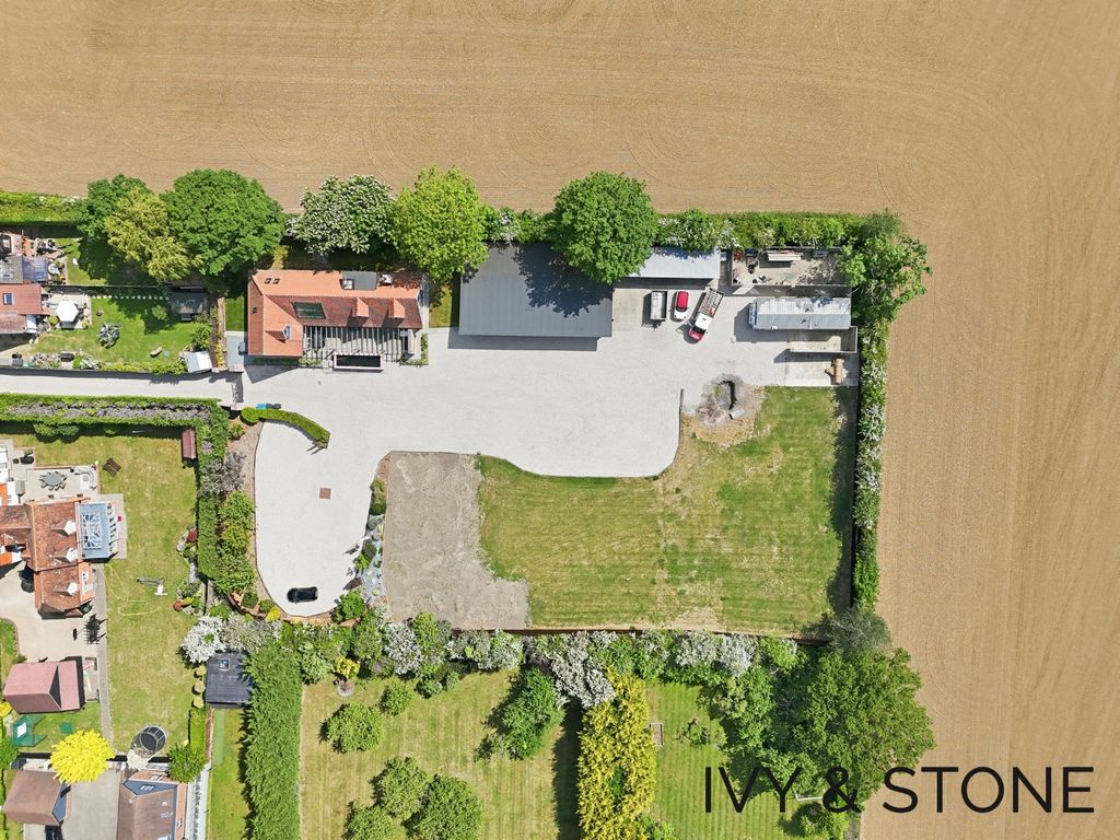 Additional image 37 of 3 bed detached house for saleChalk Lane, Harlow, Essex CM17