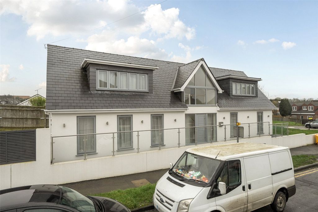 Property photo 1 of 29 External