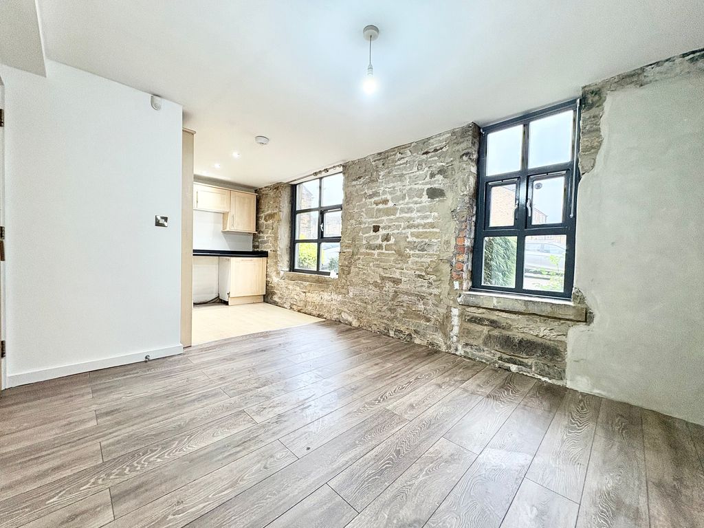 Property photo 3 of 8 Living Room