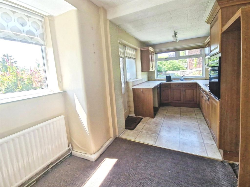 Property photo 3 of 22 Picture No. 18