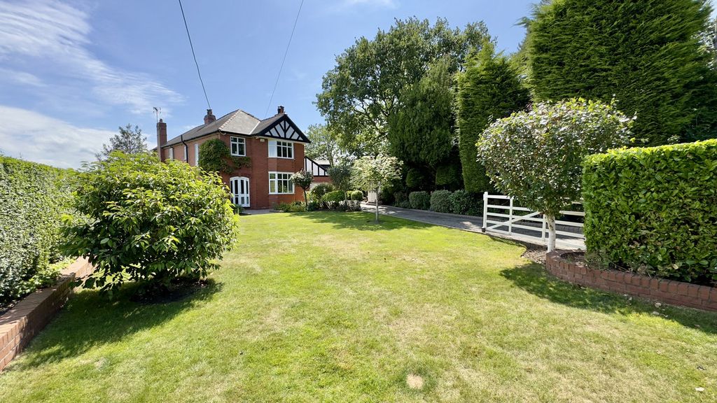 Property photo 2 of 50