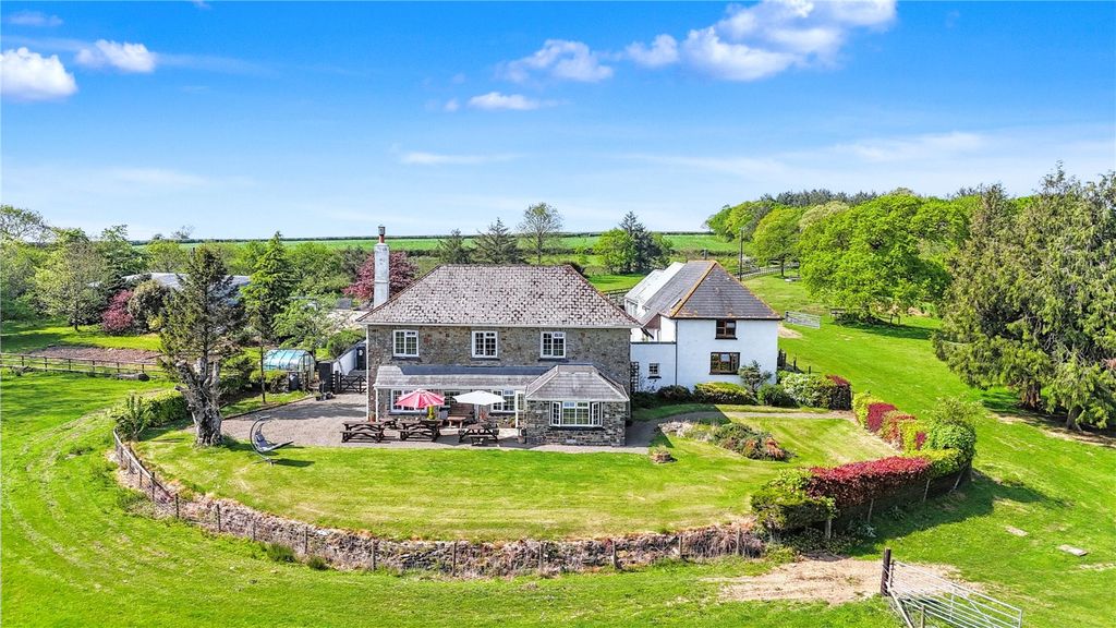 Property photo 3 of 34 Picture No. 28