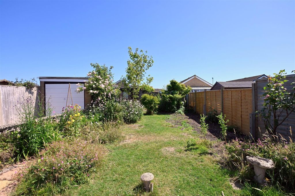 Property photo 2 of 14 Rear Garden