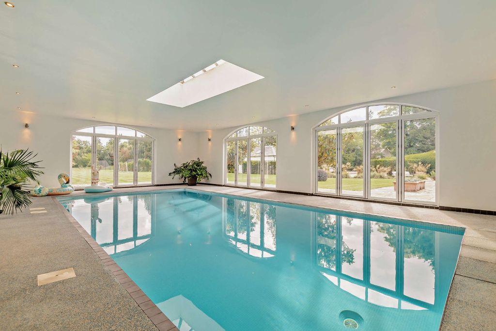 Property photo 3 of 24 Pool House