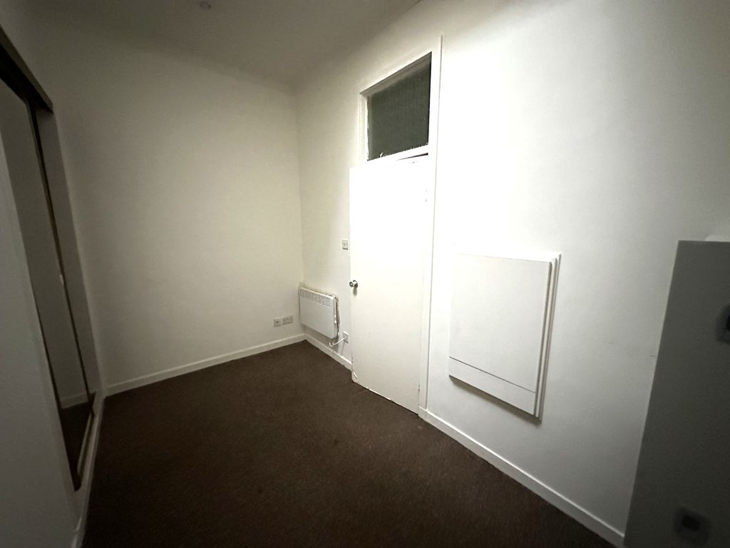 Property photo 3 of 6 3.Jpg