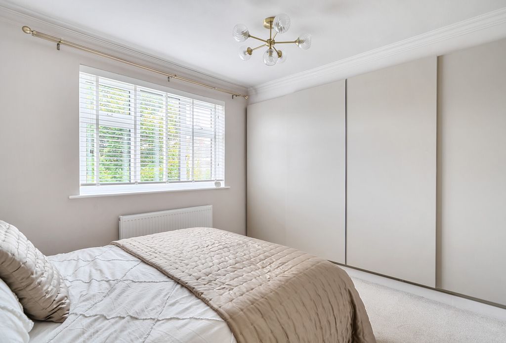 Property photo 2 of 11 Picture 2