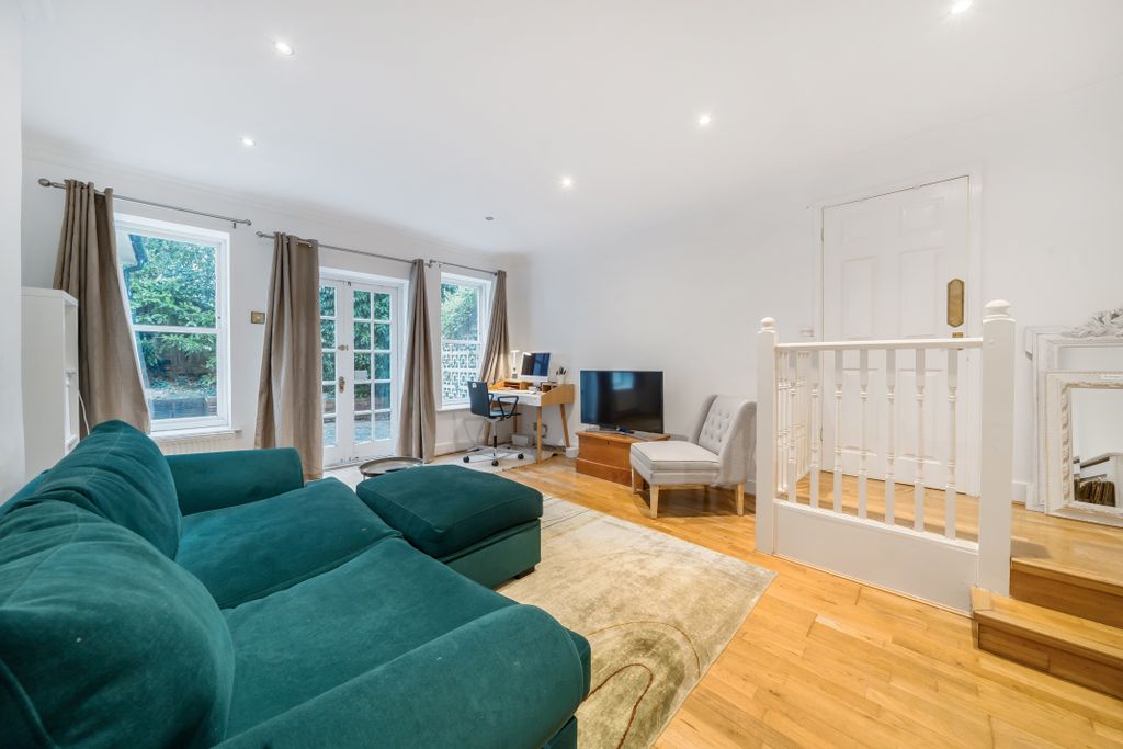 Property photo 2 of 16