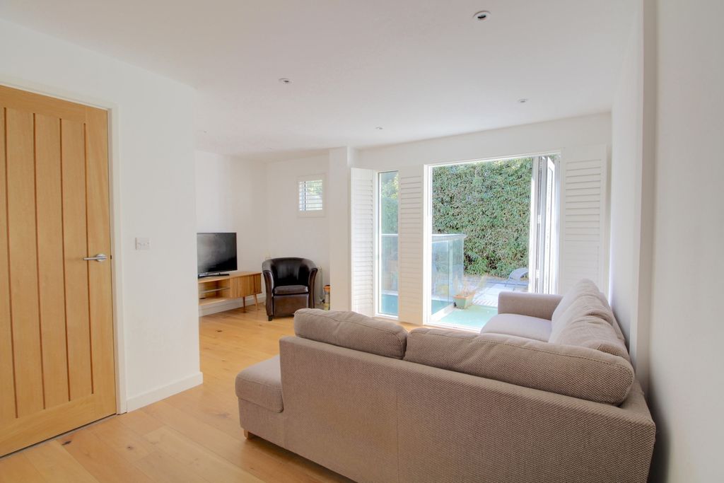 Property photo 2 of 17 Living Area