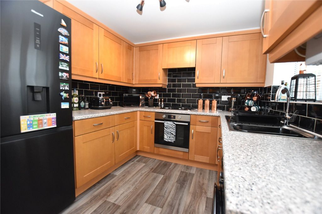 Property photo 3 of 29 Picture No. 3