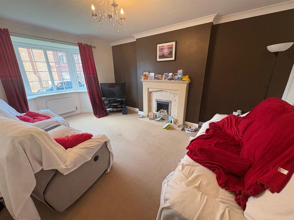 Property photo 2 of 22