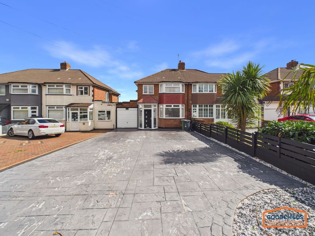 Property photo 1 of 35