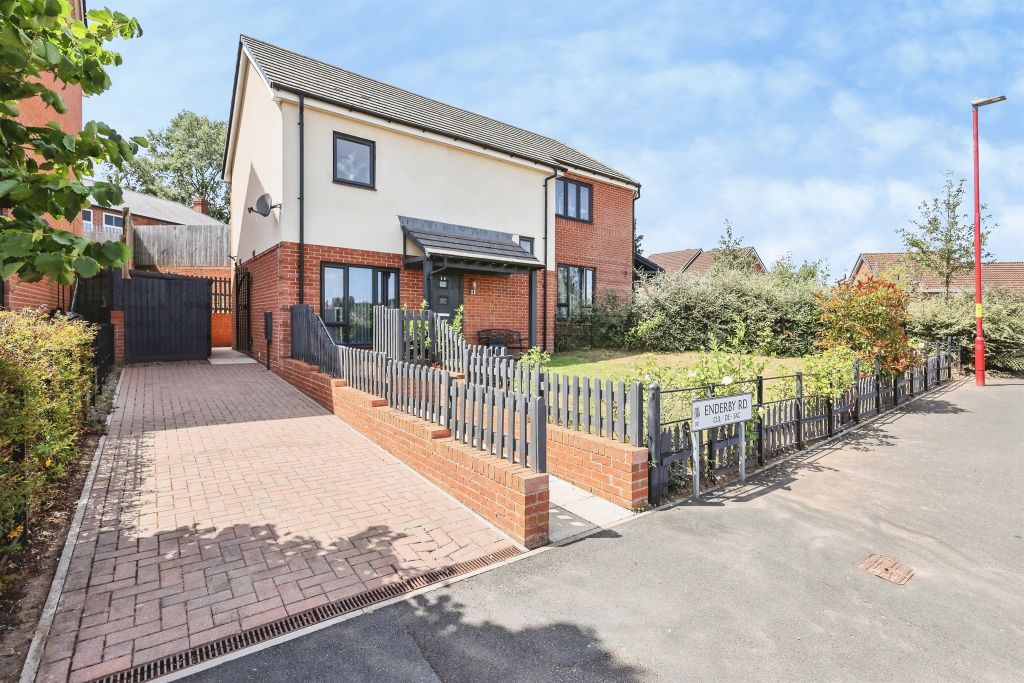 Property photo 2 of 18