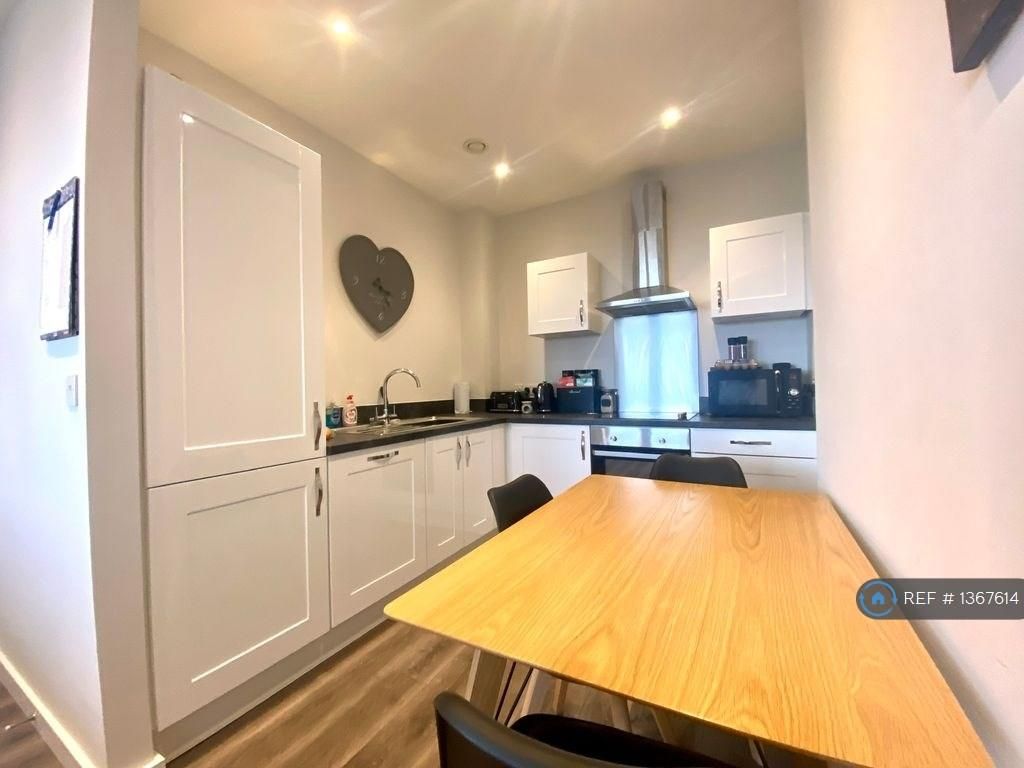 Property photo 1 of 4