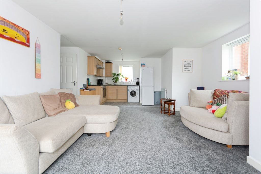 Property photo 3 of 20