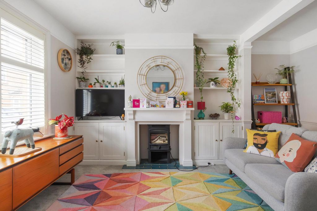 Property photo 3 of 20