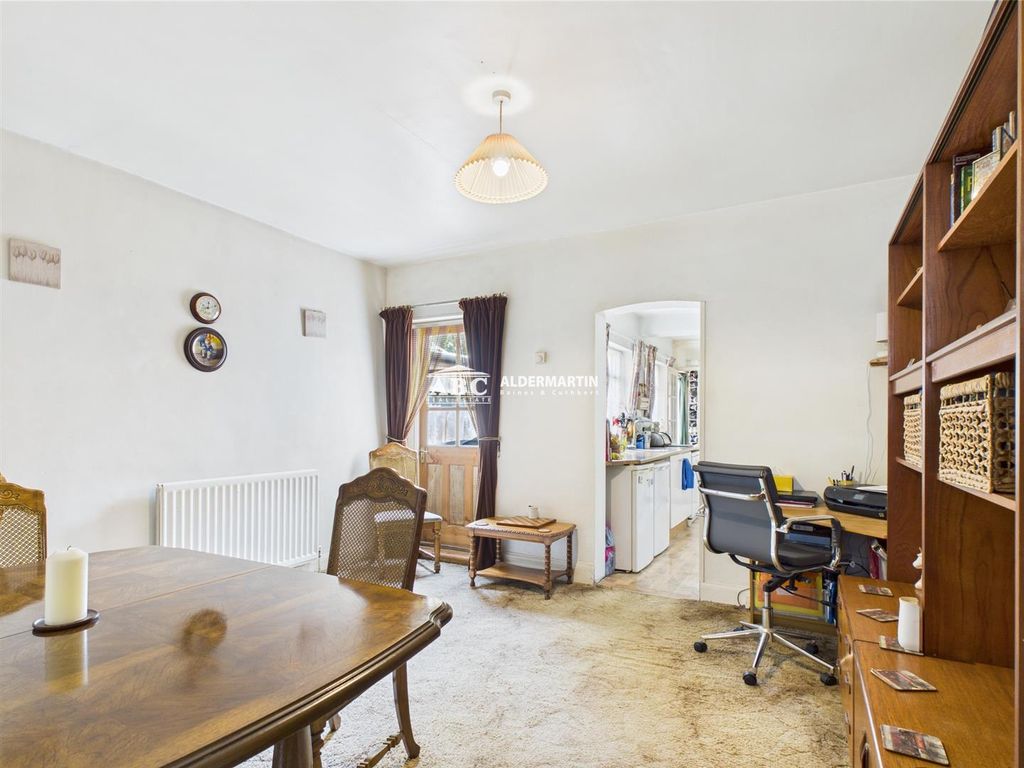Property photo 1 of 19 Cam03827G0-Pr0043-Still001.Jpg