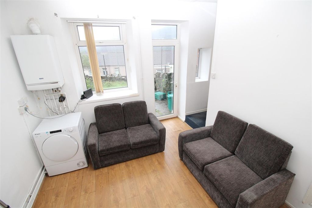 Property photo 1 of 7 Bright Living Area With Comfortable Twin Sofas...