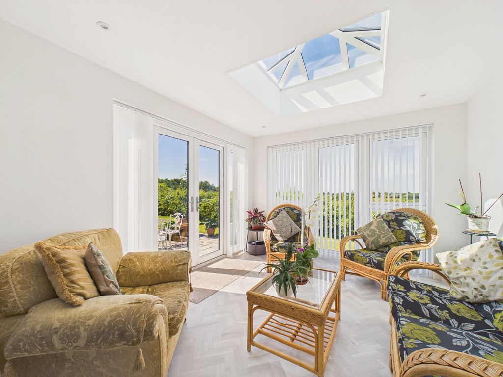 Property photo 3 of 16 Sun Room