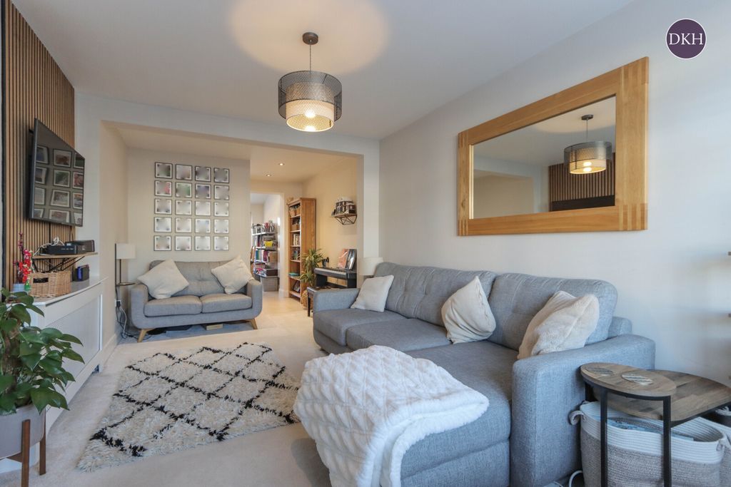 Property photo 2 of 16 Picture No. 08