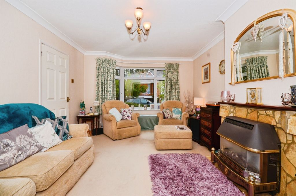 Property photo 2 of 17