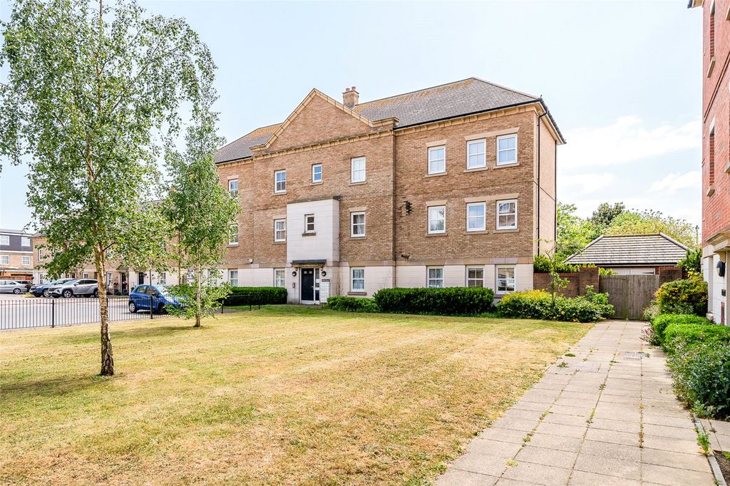 Property photo 1 of 13 External