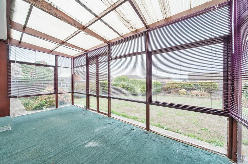 Property photo 3 of 16 1523091-16-6Aa917...