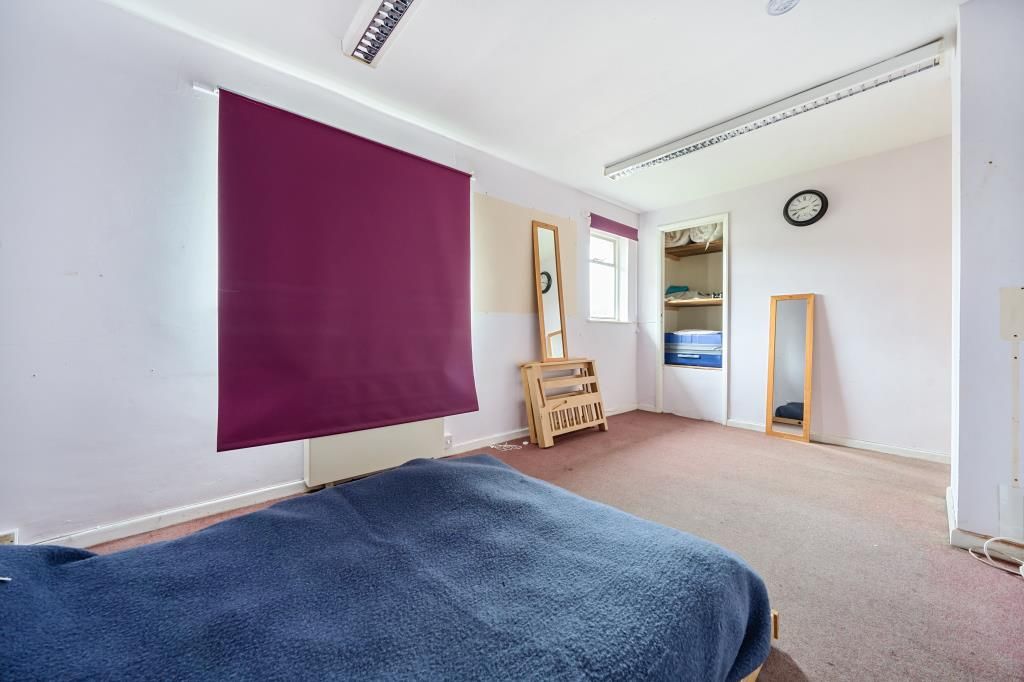 Property photo 3 of 11 Bedroom