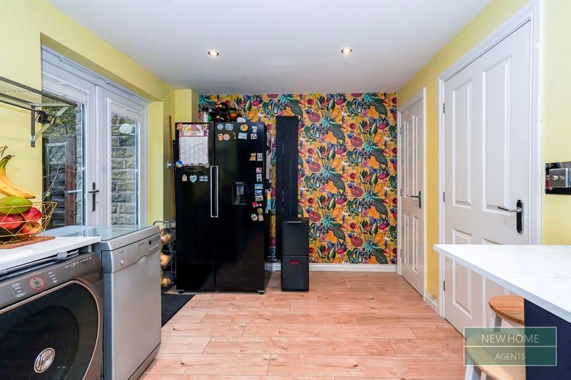 Property photo 3 of 22 Photo 17