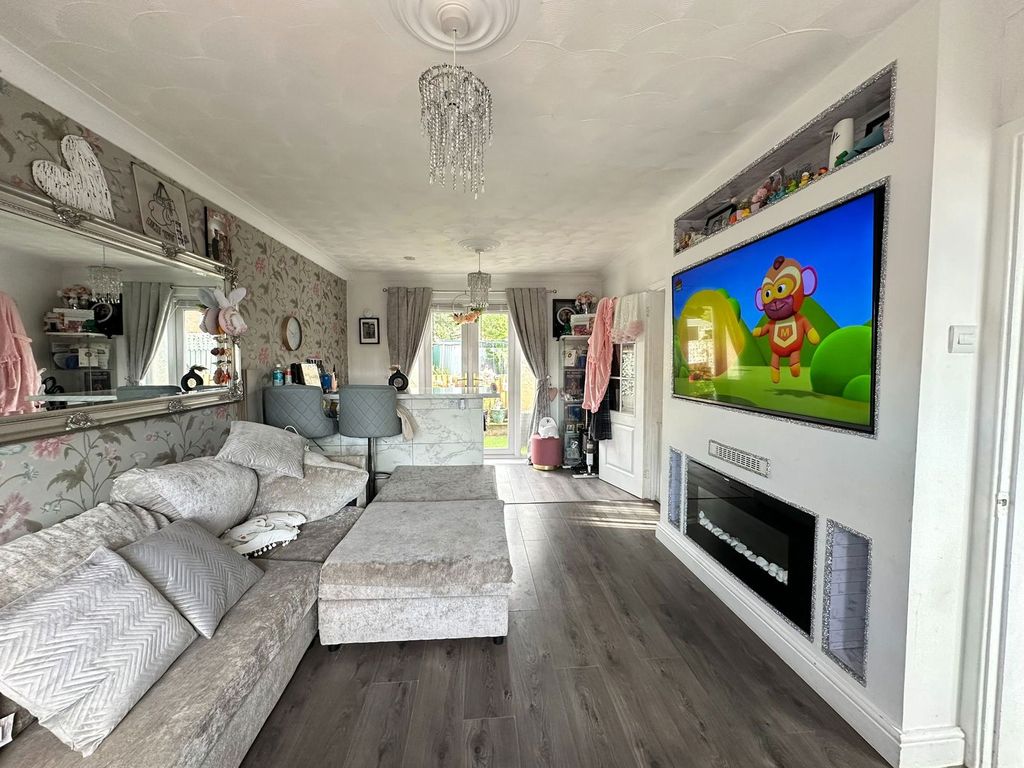 Property photo 1 of 26