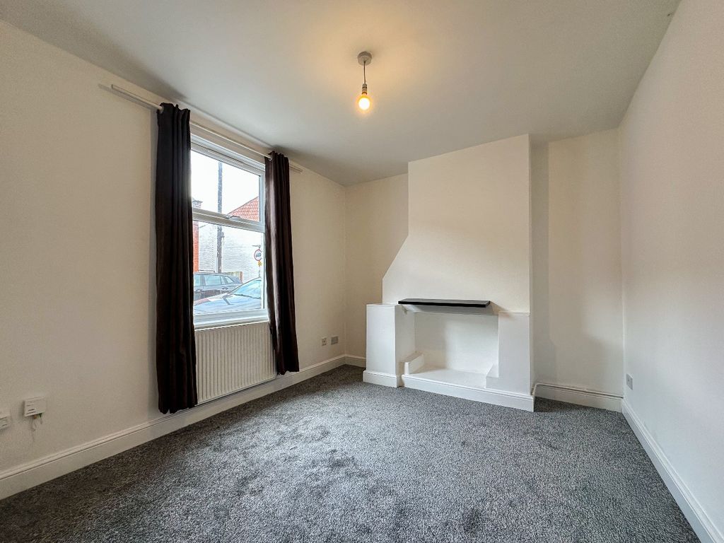 Property photo 3 of 20 5555535
