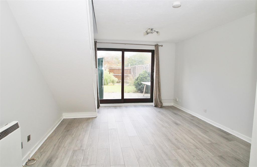Property photo 2 of 10 Img_7136.Jpg