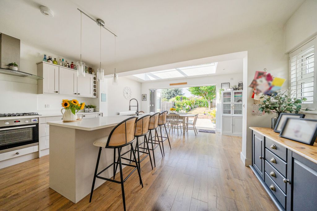 Property photo 1 of 21 1494882-14-6A59F4...