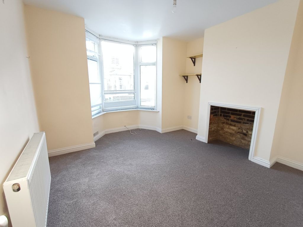 Property photo 2 of 8 Picture 2